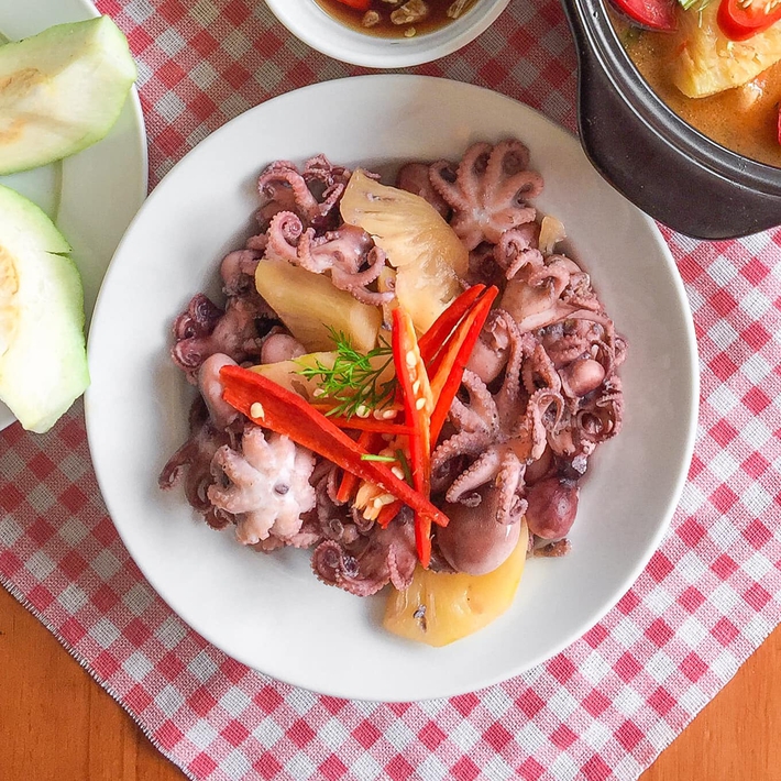 Nữ sinh viên Hải Dương 22 tuổi trổ tài nấu loạt món Việt siêu ngon trong thời gian giãn cách xã hội khiến cư dân mạng khen hết lời  - Ảnh 19.