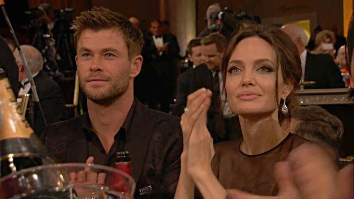 Angelina Jolie chật vật hậu ly hôn Brad Pitt, liên tục vướng cáo buộc “tiểu tam” phá hoại gia đình người khác? - Ảnh 3.