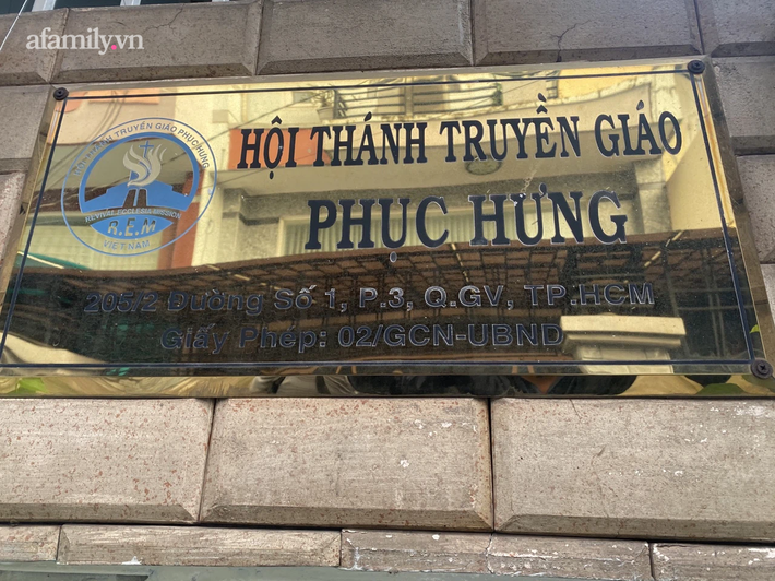 TP.HCM: Phong tỏa 1 lô chung cư Hưng Ngân, xét nghiệm 867 người vì ca nghi nhiễm COVID-19 liên quan Hội thánh truyền giáo Phục Hưng - Ảnh 4.