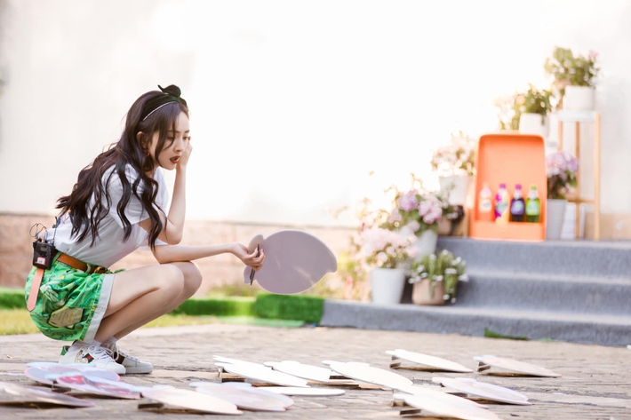 Loạt ảnh đẹp mê mẩn của Dương Mịch trong show quay với Đặng Luân, không tin được đã là 