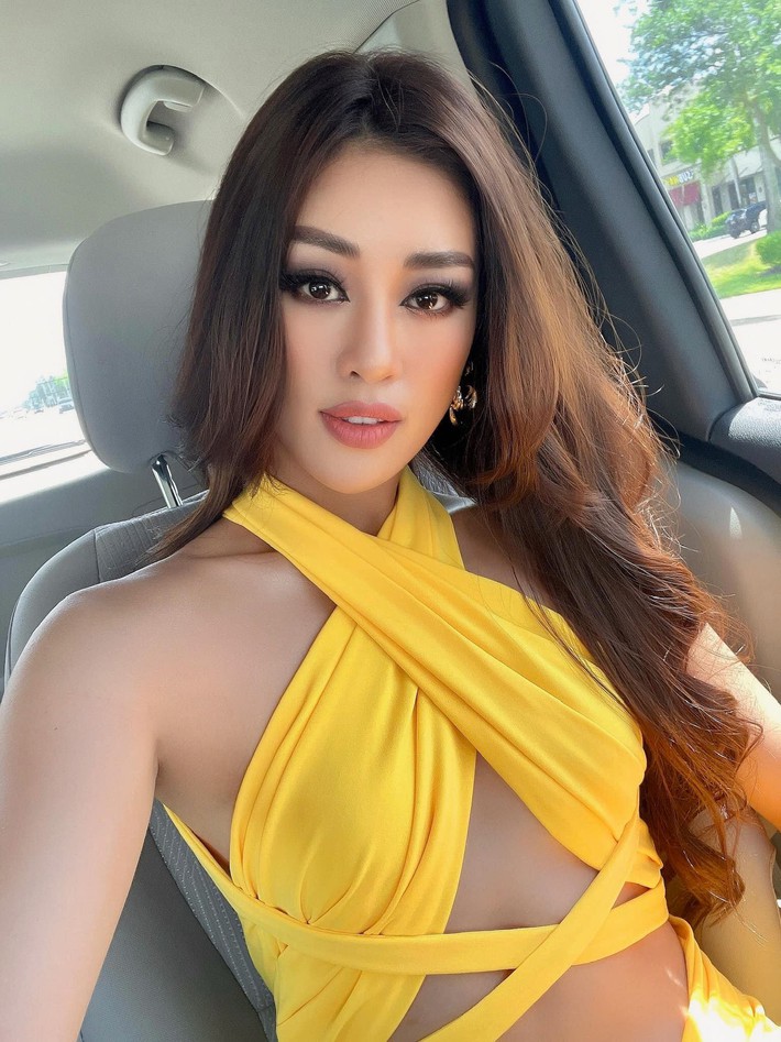 Khánh Vân cập nhật tình hình tại Mỹ dự Miss Universe 2020:  Từ thần thái đến body 