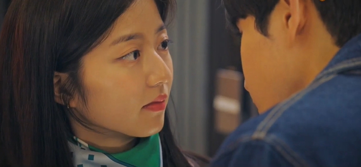 Cuộc chiến thượng lưu 3: Lộ cảnh bị cắt, Seok Hoon - Ro Na suýt có nụ hôn đầu, còn muốn đưa nhau đi trốn vì sợ Ju Dan Tae - Ảnh 6.