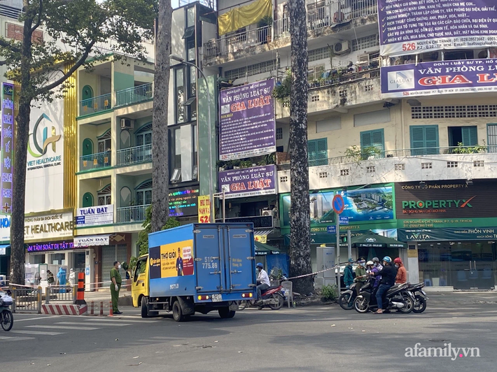 TP.HCM: Hơn 500 chốt kiểm soát phòng chống dịch COVID-19 bất ngờ được gỡ bỏ - Ảnh 1.