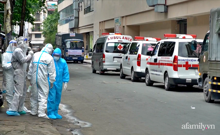 Cận cảnh phòng điều trị của Bệnh viện dã chiến số 5 tại Thuận Kiều Plaza vừa chính thức tiếp nhận F0 - Ảnh 4.
