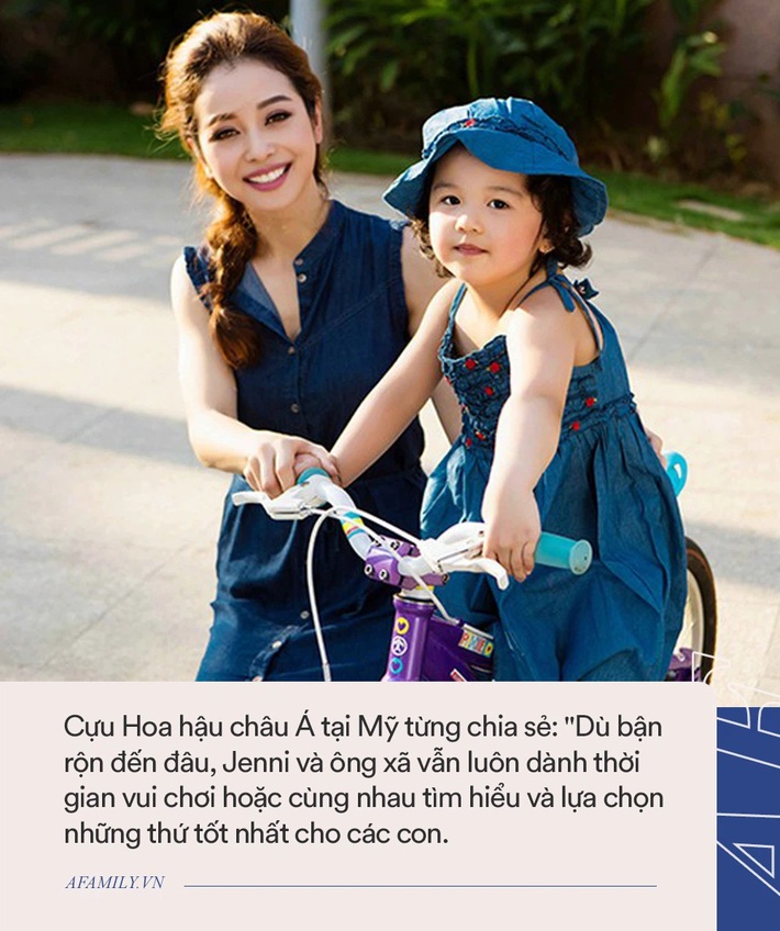 Con gái Jennifer Phạm càng lớn càng xinh như búp bê: Lúi húi làm 1 việc bên mẹ mà dân tình khen nức nở vì ngoan - Ảnh 5.