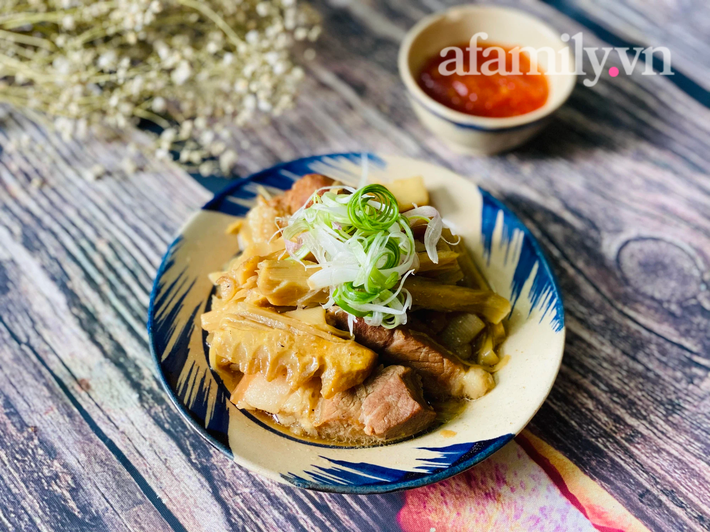 Mâm cơm cuối tuần thời giãn cách: 6 món đơn giản nấu nhanh mà ngon xuất sắc! - Ảnh 2.