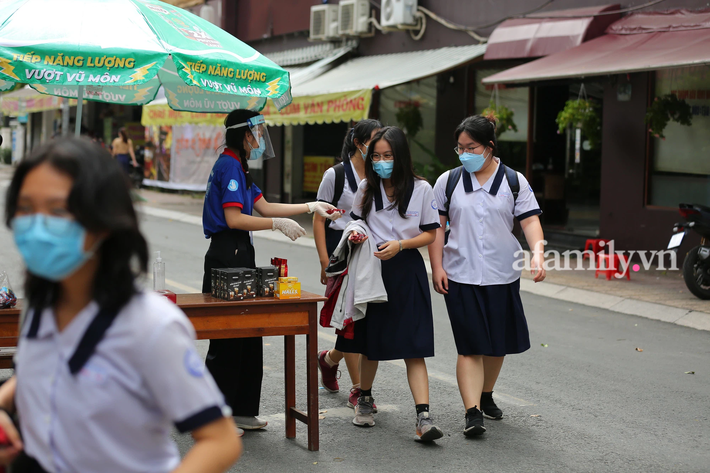 31 trường công bố ĐIỂM SÀN xét tuyển đại học 2021: Loạt trường thuộc ĐHQG Hà Nội 