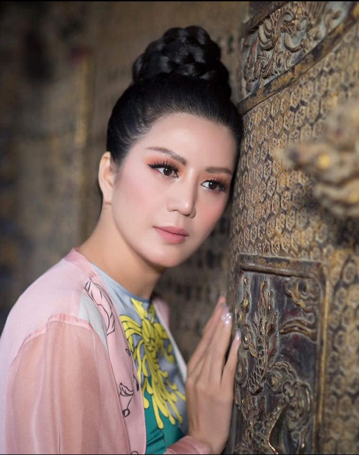 Diva Thanh Lam, Á hậu Thuỵ Vân cùng góp giọng trong bài hát cổ vũ Sài Gòn - Ảnh 4.