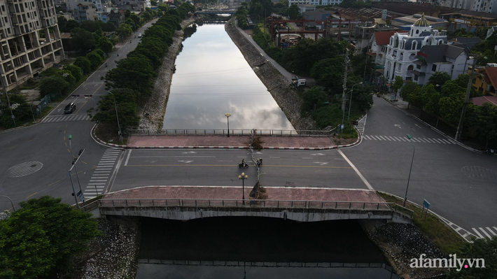 Hà Nội: Muôn kiểu rào chắn mọc lên trước ngày 6/9 - Ảnh 18.