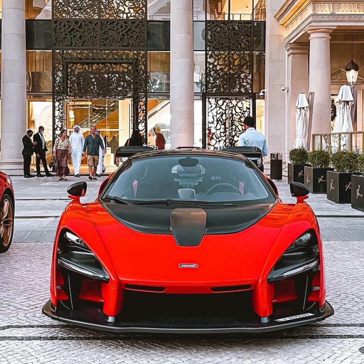 Dàn xe đắt giá của giới rich kid Qatar: Không siêu xe thì cũng phải xế hộp triệu USD - Ảnh 6.