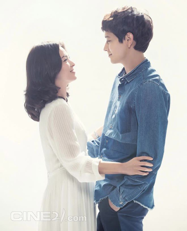 Kang Dong Won vướng tin tình ái với toàn mỹ nhân cực phẩm: Hẹn hò Rosé (BLACKPINK) kém 16 tuổi, rời bỏ công ty vì yêu Song Hye Kyo? - Ảnh 8.