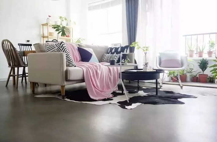 Ngôi nhà ống 50m² vừa tối vừa lạc hậu lột xác đẹp cá tính và hiện đại với màu đen trắng sau cải tạo - Ảnh 14. Ngôi nhà ống 50m² vừa tối vừa lạc hậu lột xác đẹp cá tính và hiện đại với màu đen trắng sau cải tạo - Ảnh 14.