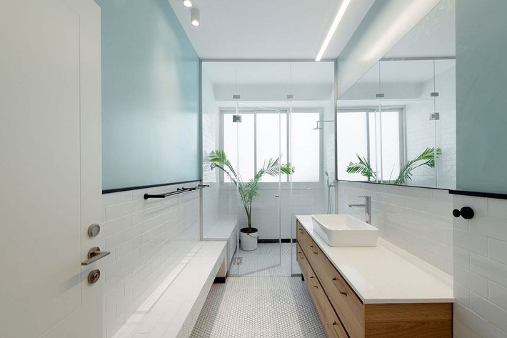 5 ideas to build a bathroom in a small apartment to maximize space - Photo 2.