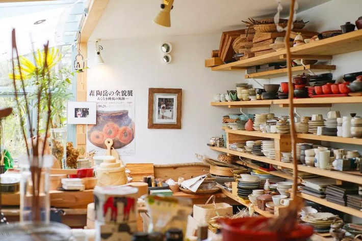 Cụ bà 76 tuổi yêu thích đọc sách, nấu ăn, sống gần thiên nhiên trong ngôi nhà thôn quê rộng 400m² ở Nhật Bản - Ảnh 11.