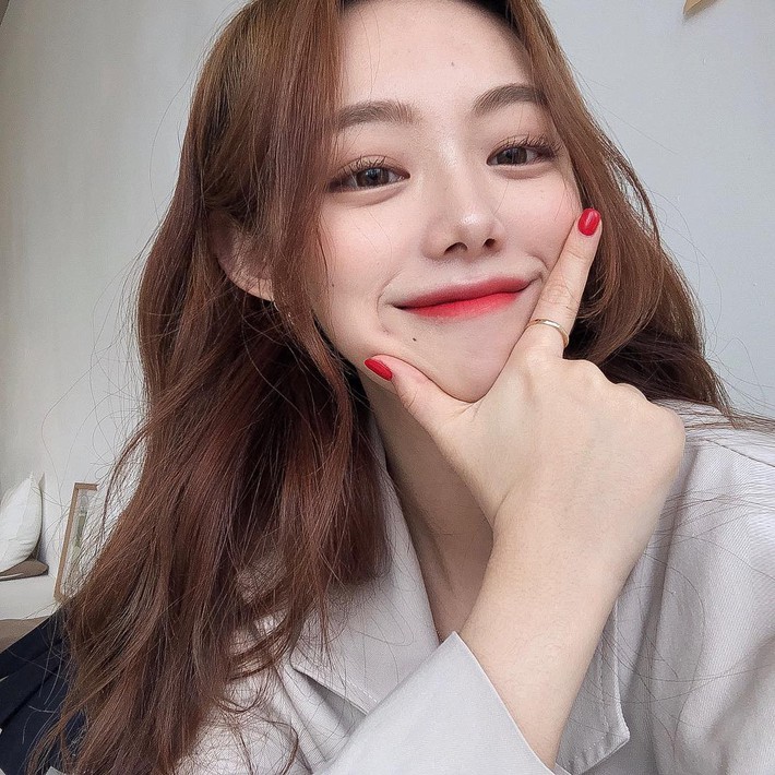Muốn “fake” da đẹp với kem nền chẳng hề khó chút nào, chỉ cần bạn làm theo 4 bí kíp siêu đơn giản này mà thôi - Ảnh 2.