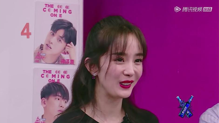 Luôn phủ nhận PTTM, nhưng Dương Mịch và Angela Baby đang ngày càng tuột dốc nhan sắc vì hậu quả dao kéo? - Ảnh 13. Luôn phủ nhận PTTM, nhưng Dương Mịch và Angela Baby đang ngày càng tuột dốc nhan sắc vì hậu quả dao kéo? - Ảnh 13.
