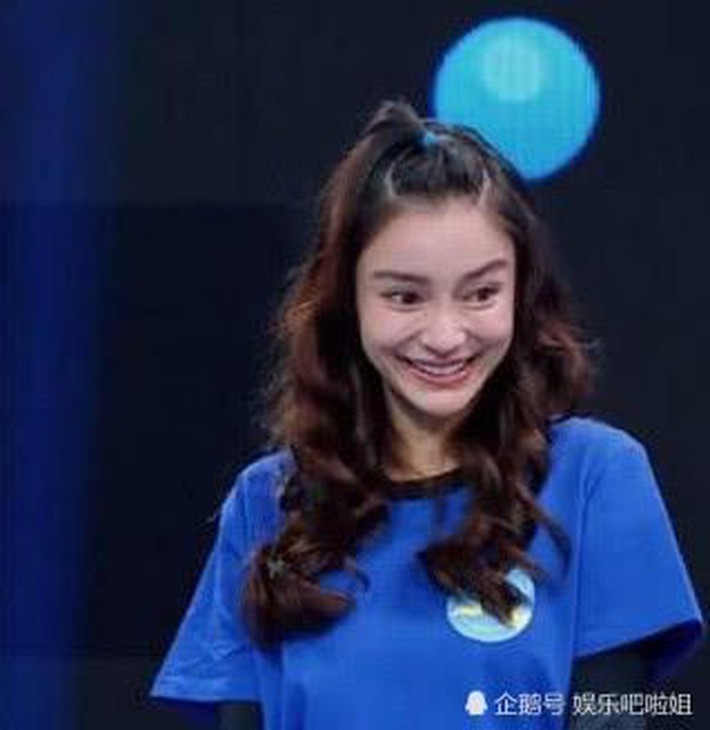 Luôn phủ nhận PTTM, nhưng Dương Mịch và Angela Baby đang ngày càng tuột dốc nhan sắc vì hậu quả dao kéo? - Ảnh 5. Luôn phủ nhận PTTM, nhưng Dương Mịch và Angela Baby đang ngày càng tuột dốc nhan sắc vì hậu quả dao kéo? - Ảnh 5.