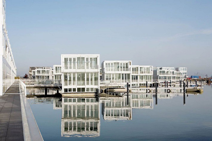 Chiêm ngưỡng cả trăm ngôi nhà được xây nổi trên mặt nước: Một quần thể kiến trúc đáng tự hào của thủ đô Amsterdam - Ảnh 5.