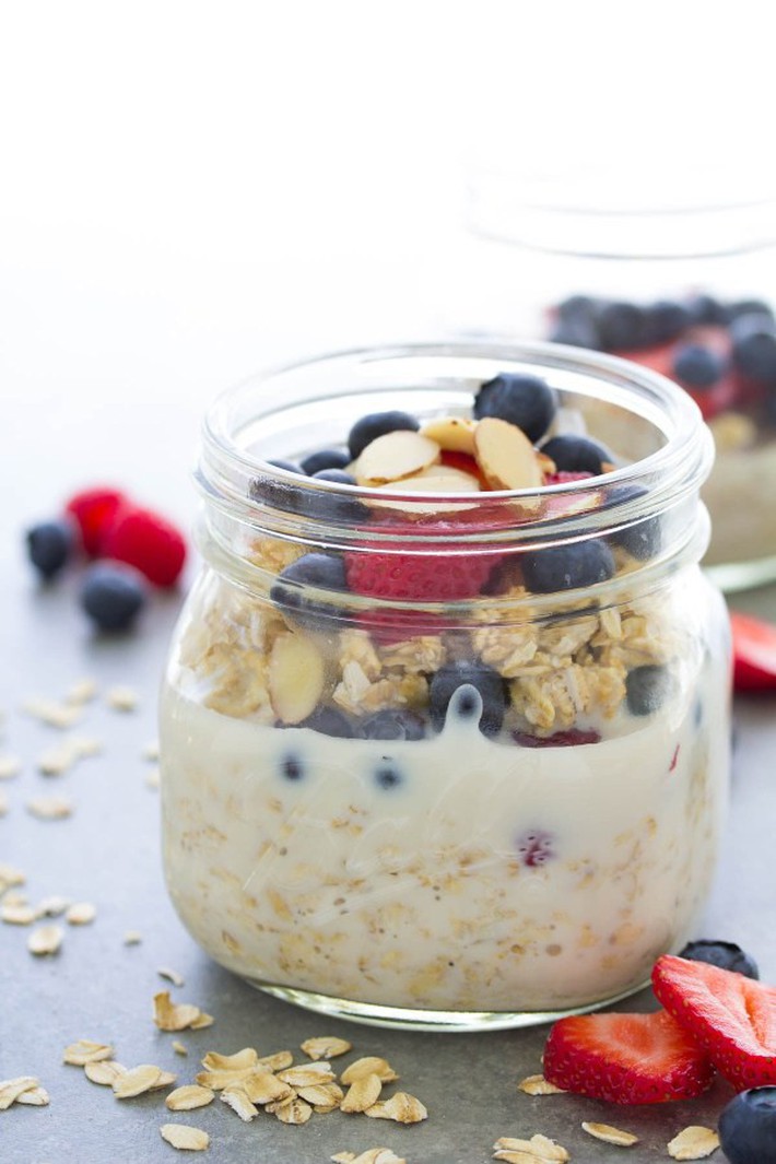 our-favorite-overnight-oats-1200-8218