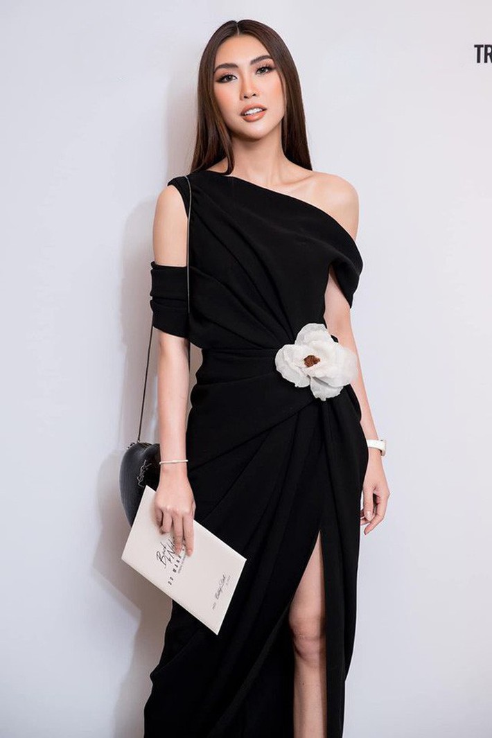Tô son điểm phấn theo đúng kiểu Miss Universe, Thúy Vân bỗng dưng thành chị em sinh đôi với một Hoa khôi đàn em - Ảnh 4.