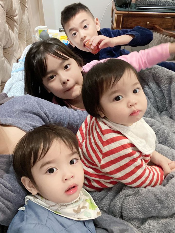 Cuối tuần của các hot mom: Hằng Túi tiết lộ cuộc sống bé Peter sau khi tách khỏi Bella, vợ chồng Heo Mi Nhon sang Nhật 