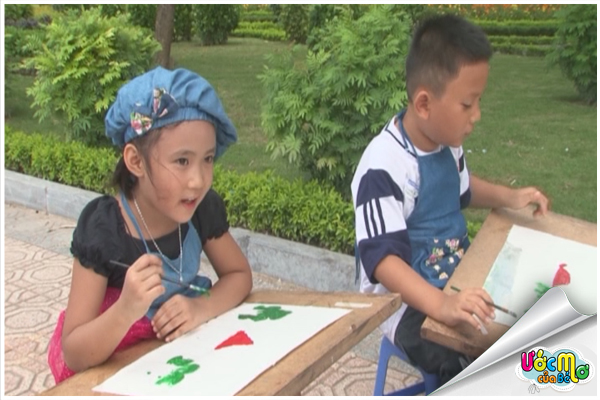 Cha mẹ giúp bé thực hiện ước mơ làm họa sĩ 