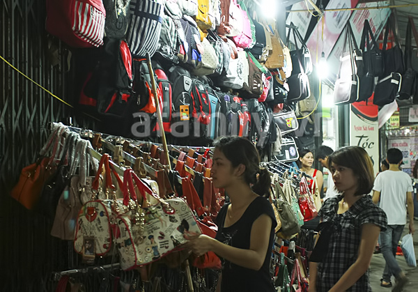 Đánh giá địa chỉ mua sắm: Chợ Phùng Khoang