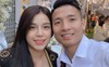 Vợ trung vệ Bùi Tiến Dũng chấm chồng 100 điểm trên sân nhưng 1.000 điểm ngoài đời