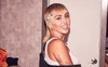 Ca sĩ Miley Cyrus bổ sung omega-3 để 