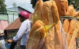 Chiếc bánh mỳ khổng lồ ở miền Tây từng khiến nhiều người cho là sản phẩm photoshop, nhưng ít ai biết chính nó đã từng được xếp hạng là món ăn kỳ lạ nhất thế giới
