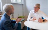 15 câu hỏi phỏng vấn cực "hack não" của Apple để chị em tham khảo, gặp HR oái oăm còn biết cách ứng đáp!