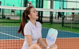 Bị phản ứng vì mặc áo 2 dây chơi pickleball em gái Lê Công Vinh đổi style mới, kín đáo mà vẫn khiến dân tình mê mẩn