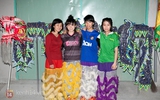 Chuyện nghề của những cô gái múa Lân Sư Rồng trẻ nhất Việt Nam