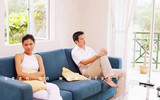 Đau khổ vì chồng trăng hoa