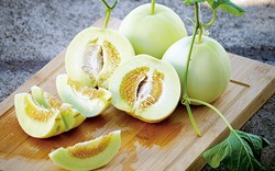 Dưa lê đang vào mùa ngon nhất năm: Ăn mát, ngọt thơm nhưng có những "đại kỵ" không nên xem thường