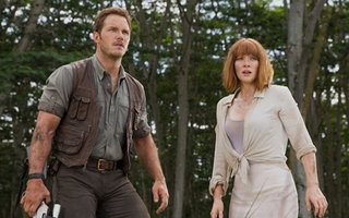 Bom tấn "Jurassic World" vừa ra mắt đã thu lãi gấp... 3 lần