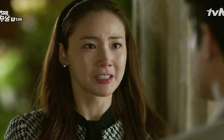 Choi Ji Woo tát chồng "tới tấp" vì quá căm phẫn