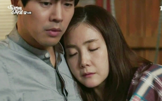 Vừa ly hôn chồng, Choi Ji Woo đã có ngay "tình mới"