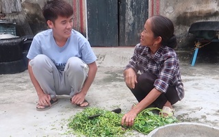 Vừa dứt lời hứa hẹn thay đổi nội dung trên YouTube, Hưng Vlog đã lại thực hiện màn "troll" bà Tân Vlog, người hâm mộ cũng "ăn cú lừa" cực kỳ khó đỡ
