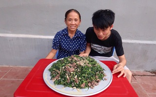 Bà Tân Vlog chính thức chạm ngưỡng 4 triệu sub dù vướng nhiều ồn ào, nhìn sang mức thu nhập mỗi tháng đến 9 con số mà ai cũng bất ngờ