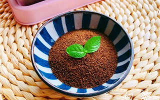 Có một loại bột nêm mẹ nhất định nên làm để bổ sung vi chất dinh dưỡng thiết yếu cho con