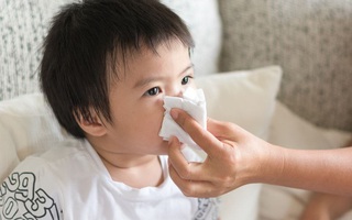 Bác sĩ Collin điểm danh 6 loại "thuốc" tăng sức đề kháng cho trẻ vào mùa đông
