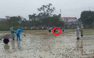 Học sinh thi đấu thể thao dưới trời mưa rét, Trưởng phòng Giáo dục giải trình