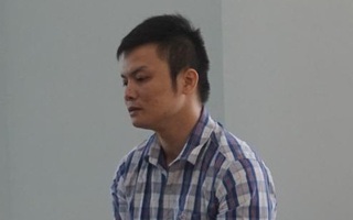 Người đàn ông hiếp dâm con của bạn gái vừa mất