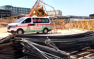Bình Dương: Sập cần cẩu tháp công trình đang xây dựng, ít nhất 5 người thương vong 