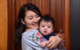 Con hỏi về sự vắng mặt của bố/mẹ, cả Ngọc Lan và Thanh Bình đều trả lời 1 câu đơn giản nhưng tinh tế