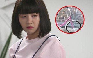 Khoá xe đạp vào ghế trong công viên, lát sau mất cả xe lẫn ghế, cô gái đi tìm thì phát hiện hai tên trộm trong tình trạng khó đỡ