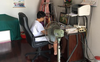 Nam sinh lớp 9 làm bản cam kết quyết tâm chăm học dán trên tường, câu slogan bá đạo khiến ai nấy cười muốn xỉu