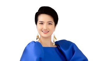 Hoa hậu Cao Thùy Dương bất ngờ trở lại showbiz sau 5 năm "biệt tăm", tiết lộ chuyện "cạch mặt" được đồ hiệu