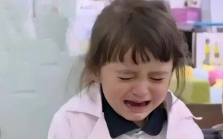 Con gái của nữ diễn viên nổi tiếng bị trường mẫu giáo cho thôi học, nhìn cách dạy dỗ của người mẹ, công chúng không một ai bênh vực